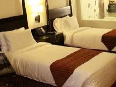 Windsor Rajadhani Hotel Тривандрум Экстерьер фото